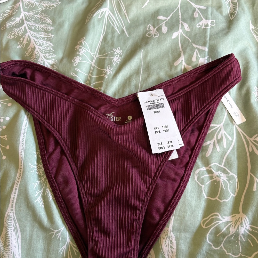 Hollister Maroon Ribbed Swim Bottom
